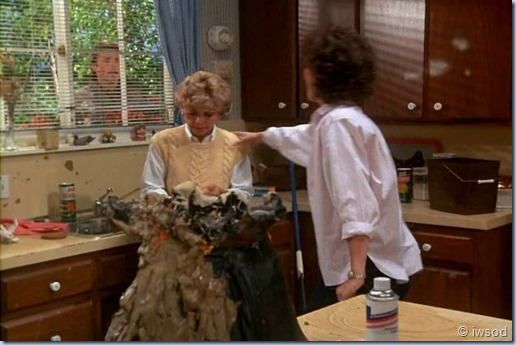 2.23 VIGILANTE MOTHERS.avi_002730463