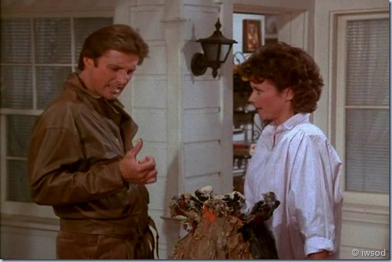 2.23 VIGILANTE MOTHERS.avi_002756790