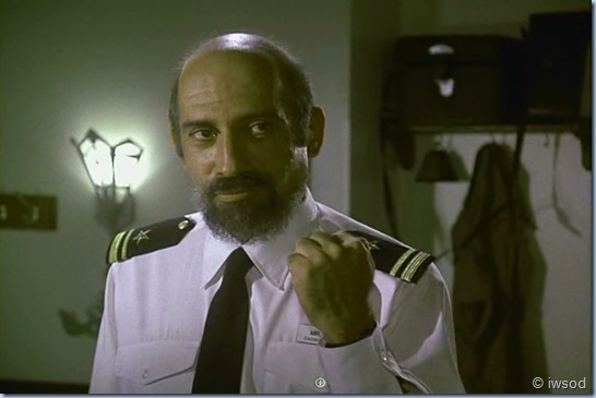 2.12 SHIP OF SPIES.avi_001550016