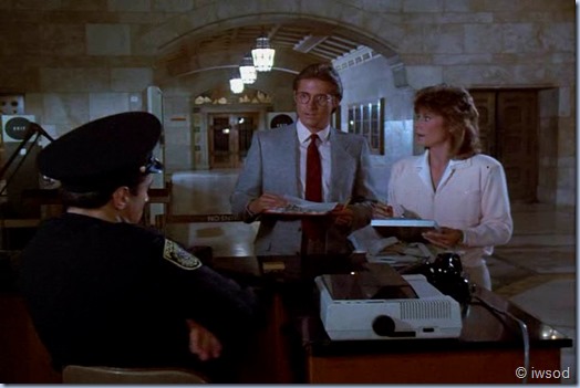 3.04 TAIL OF THE DANCING WEASEL.avi_001304070