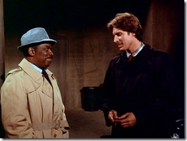 S1E11_Billy1_BlueGoldSpots_i3