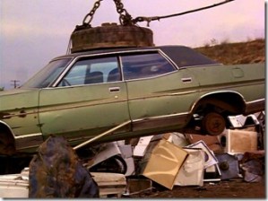 S1E12_AmandaAngelo_Blooper_i03b