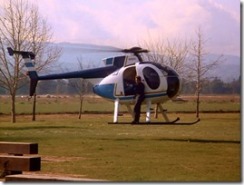S1E14_AgencyHelicopter_N1090S