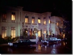 S1E14_OldCarsAtEmbassy