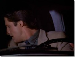 S1E15_LeeContactedByBlueLeader_i4