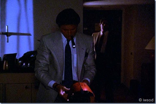 3.02 WE'RE OFF TO SEE THE WIZARD.avi_002003670