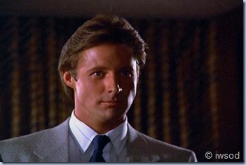 3.02 WE'RE OFF TO SEE THE WIZARD.avi_002082882