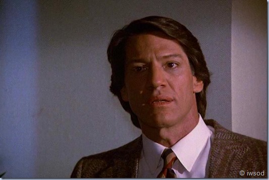 3.02 WE'RE OFF TO SEE THE WIZARD.avi_002086219