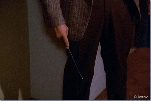 3.02 WE'RE OFF TO SEE THE WIZARD.avi_002088888