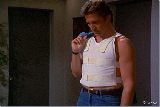 3.02 WE'RE OFF TO SEE THE WIZARD.avi_002105572