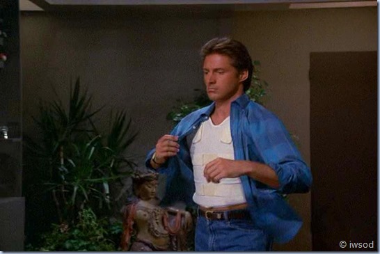 3.02 WE'RE OFF TO SEE THE WIZARD.avi_002112579