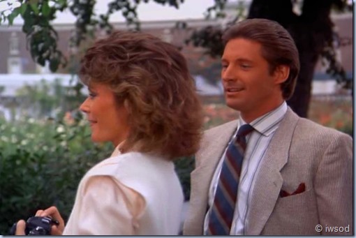 3.01 A LOVELY LITTLE AFFAIR.avi_000610210