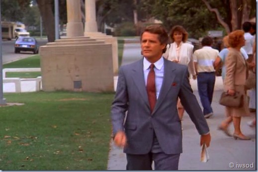 3.01 A LOVELY LITTLE AFFAIR.avi_000615079