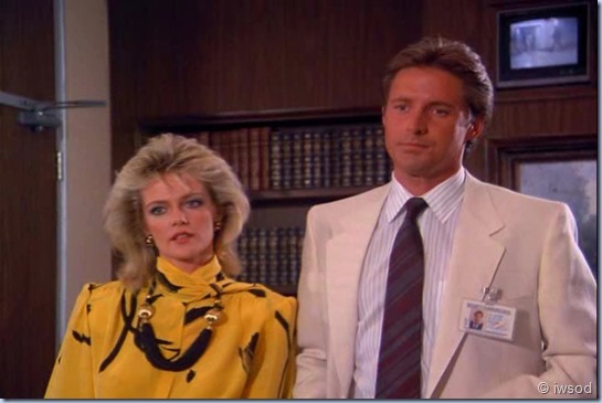 3.01 A LOVELY LITTLE AFFAIR.avi_001971051