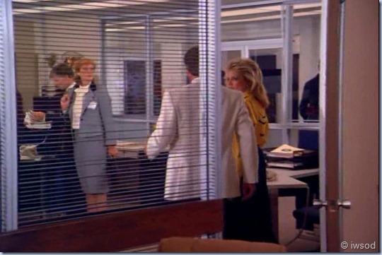 3.01 A LOVELY LITTLE AFFAIR.avi_001984123