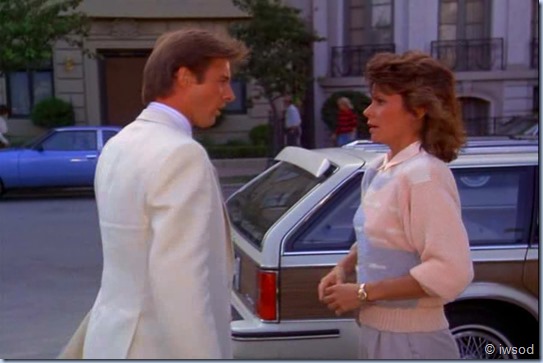 3.01 A LOVELY LITTLE AFFAIR.avi_002218695