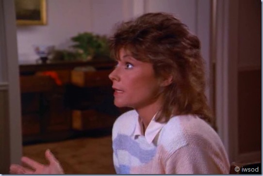 3.01 A LOVELY LITTLE AFFAIR.avi_002355194