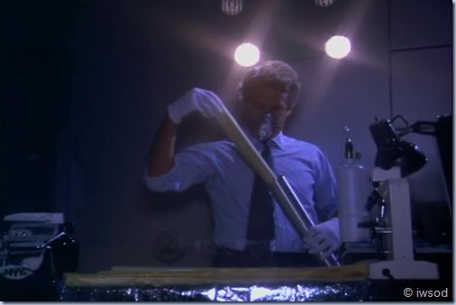 3.01 A LOVELY LITTLE AFFAIR.avi_002441338