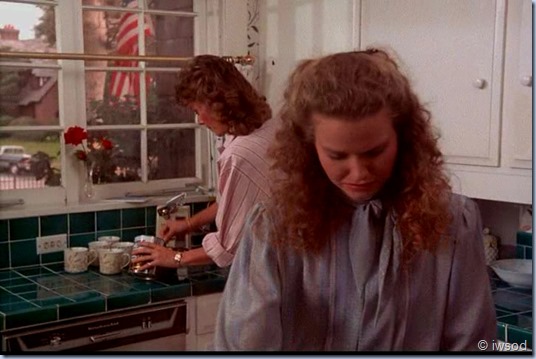 3.06 SOUR GRAPES.avi_000746883