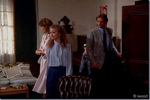 3.06 SOUR GRAPES.avi_000910876