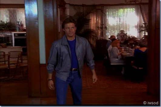 3.06 SOUR GRAPES.avi_002138123