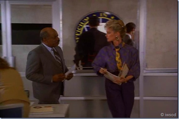 3.07 UTOPIA NOW.avi_000749581