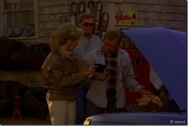 3.07 UTOPIA NOW.avi_002404802