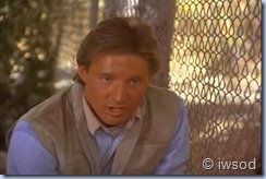 3.07 UTOPIA NOW.avi_002479145