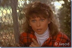 3.07 UTOPIA NOW.avi_002484751