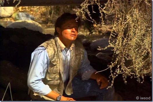 3.07 UTOPIA NOW.avi_002552986