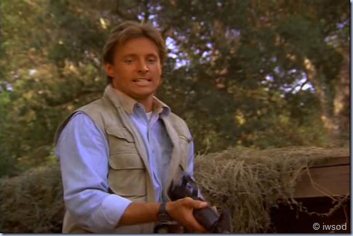 3.07 UTOPIA NOW.avi_002591424