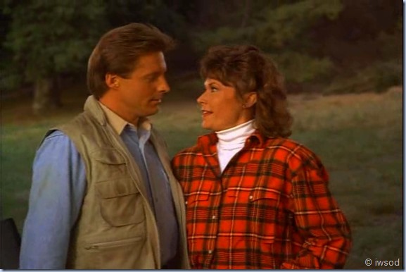 3.07 UTOPIA NOW.avi_002705672