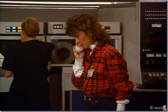 3.07 UTOPIA NOW.avi_002730964