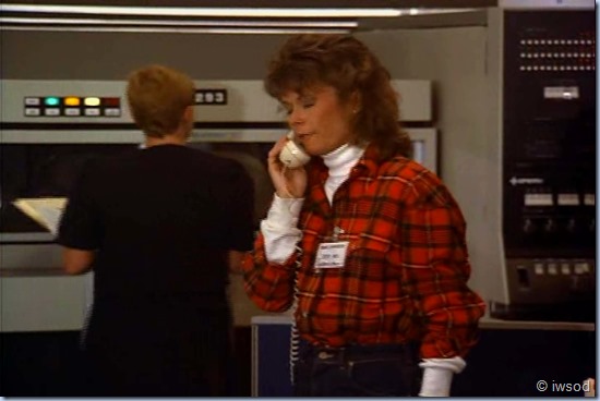 3.07 UTOPIA NOW.avi_002732465