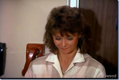 3.08 REACH FOR THE SKY.avi_000383049