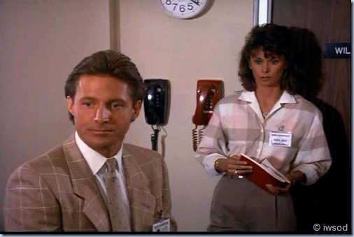 3.08 REACH FOR THE SKY.avi_000407874