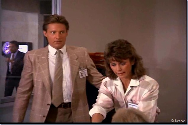 3.08 REACH FOR THE SKY.avi_000419486