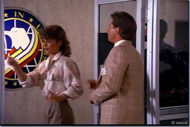 3.08 REACH FOR THE SKY.avi_000424024