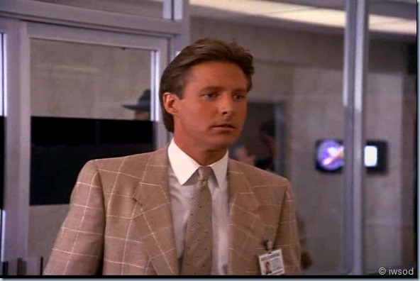 3.08 REACH FOR THE SKY.avi_000427494