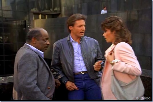 3.08 REACH FOR THE SKY.avi_002347681