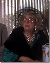 S2E11_rich_old_lady_disguise_Emily