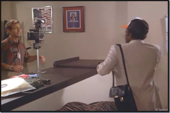 TWWH.avi_000657791_thumb[1]