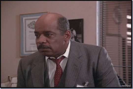 SCARECROW_MRS_KING_S3_D3-05.avi_20150718_162459.109