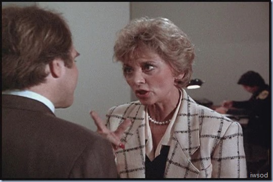 SCARECROW_MRS_KING_S3_D3-05.avi_20150718_170618.740