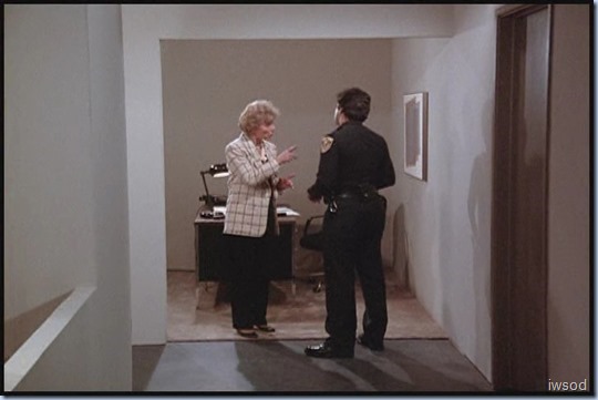 SCARECROW_MRS_KING_S3_D3-05.avi_20150725_183211.616