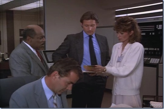 3.18 WRONG NUMBER.avi_002100934