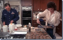 S2E15_baking_with_the_Colonel