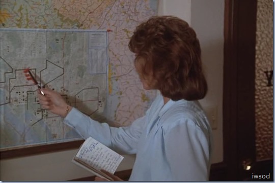 3.20 DEAD MEN LEAVE NO TRAILS.avi_001332665