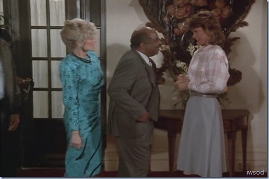 3.20 DEAD MEN LEAVE NO TRAILS.avi_002597530