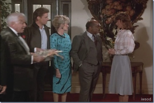 3.20 DEAD MEN LEAVE NO TRAILS.avi_002603269